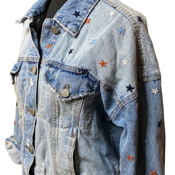 Star Embroidered Factory Distressed Denim Jacket - Picture 6 of 13